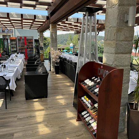Family Hotel Eterno Tsigov Chark ภายนอก รูปภาพ