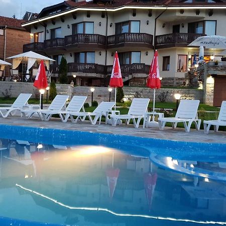Family Hotel Eterno Tsigov Chark ภายนอก รูปภาพ