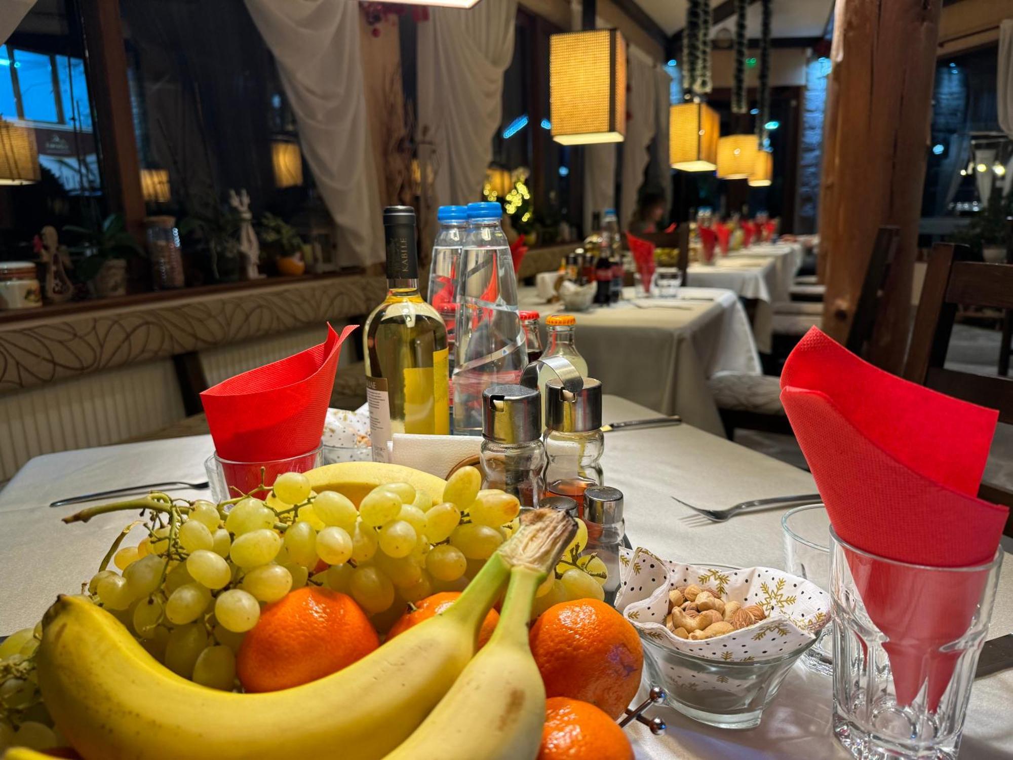 Family Hotel Eterno Tsigov Chark ภายนอก รูปภาพ