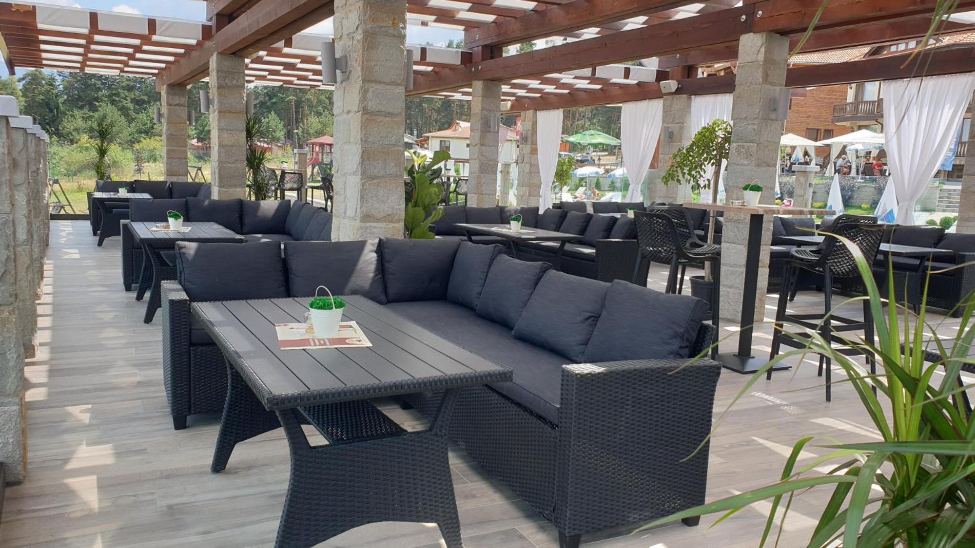 Family Hotel Eterno Tsigov Chark ภายนอก รูปภาพ
