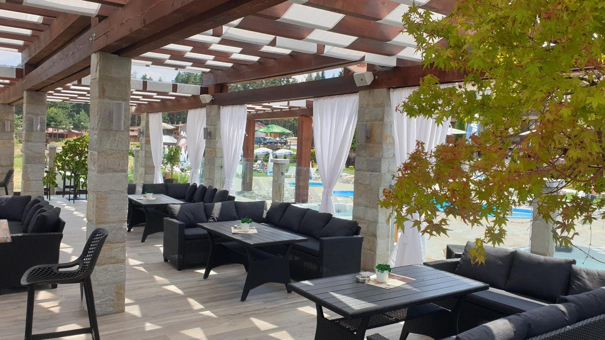 Family Hotel Eterno Tsigov Chark ภายนอก รูปภาพ