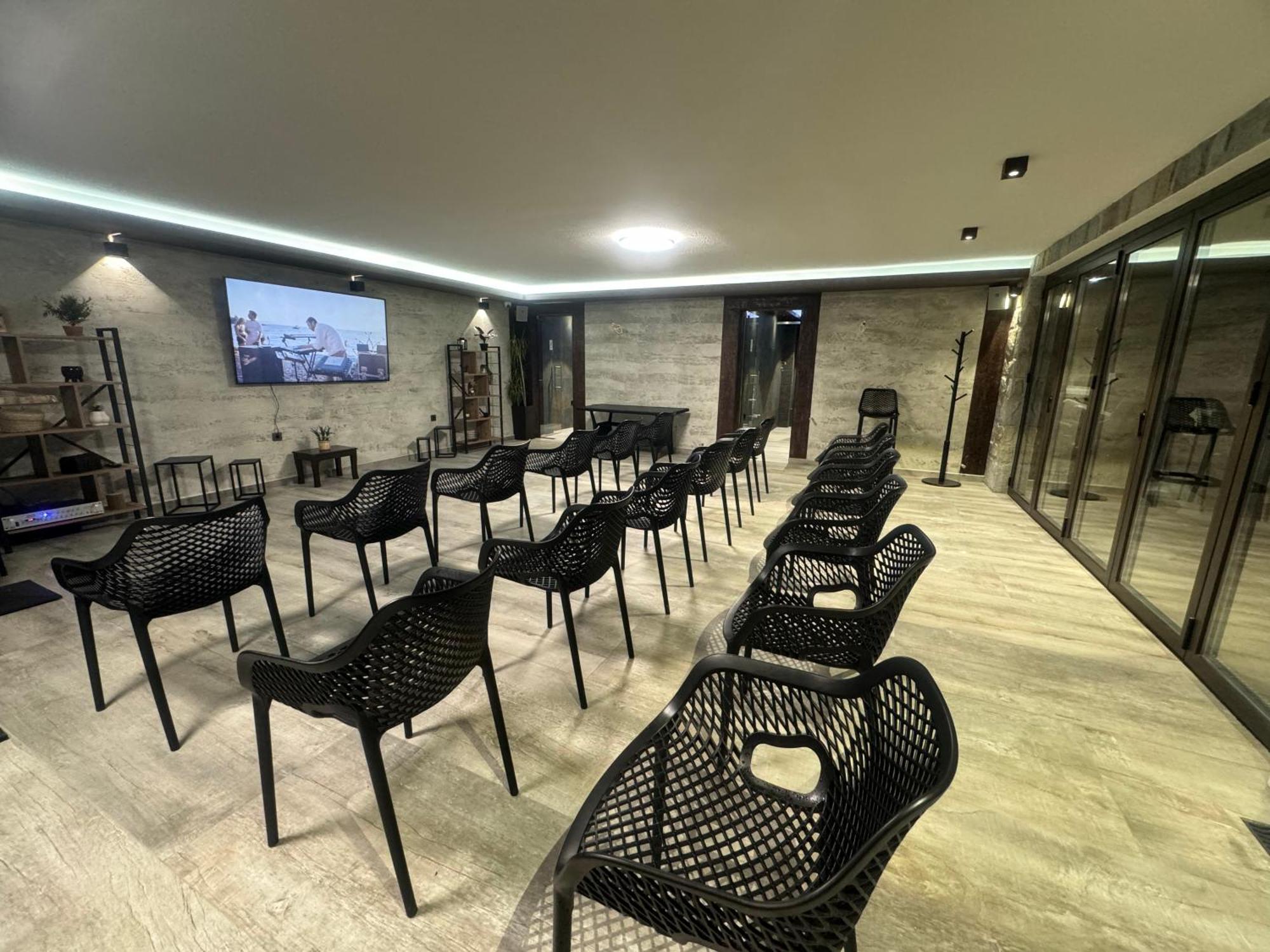 Family Hotel Eterno Tsigov Chark ภายนอก รูปภาพ