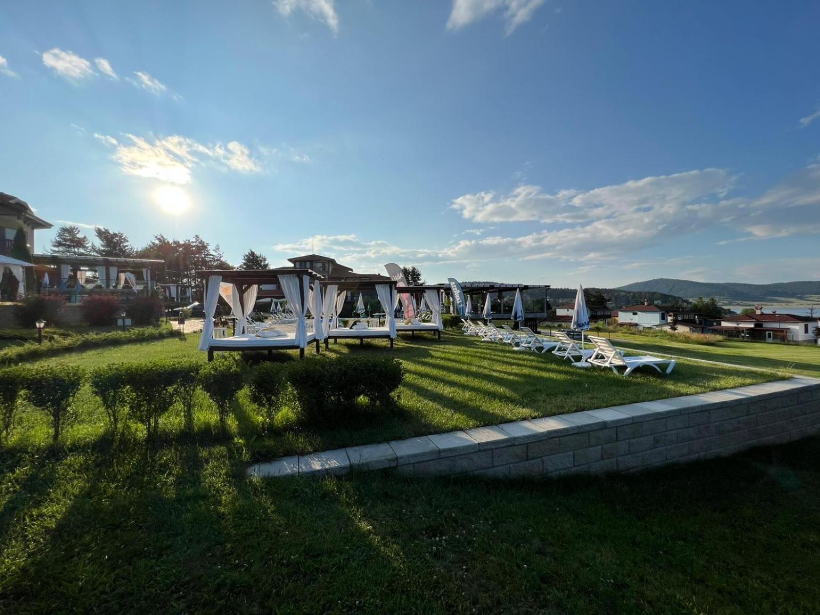 Family Hotel Eterno Tsigov Chark ภายนอก รูปภาพ
